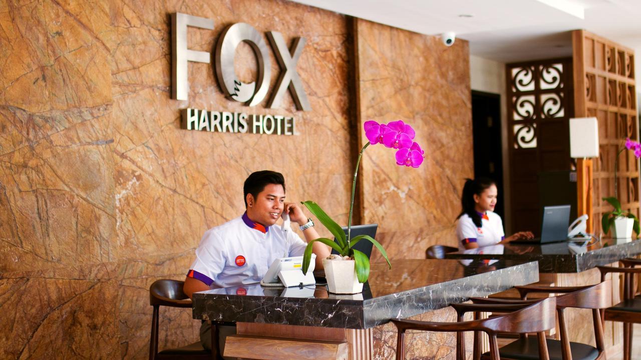 FOX Hotel Jimbaran Beach Exterior foto