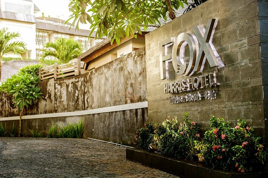FOX Hotel Jimbaran Beach Exterior foto